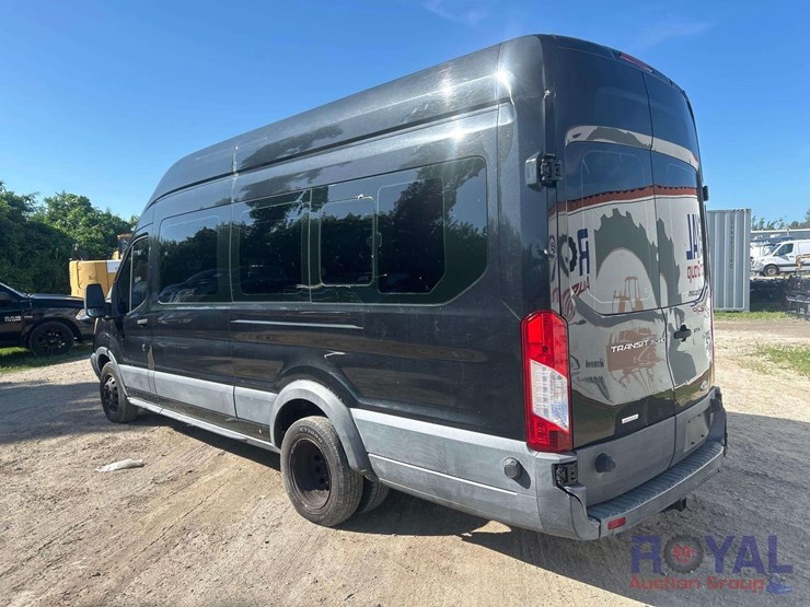 2015-ford-transit-image-4