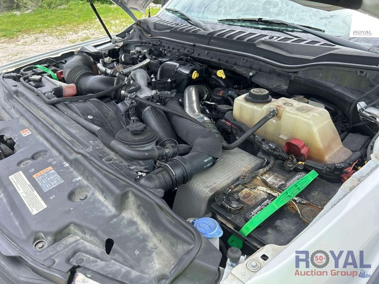 2017-ford-f550-image-10