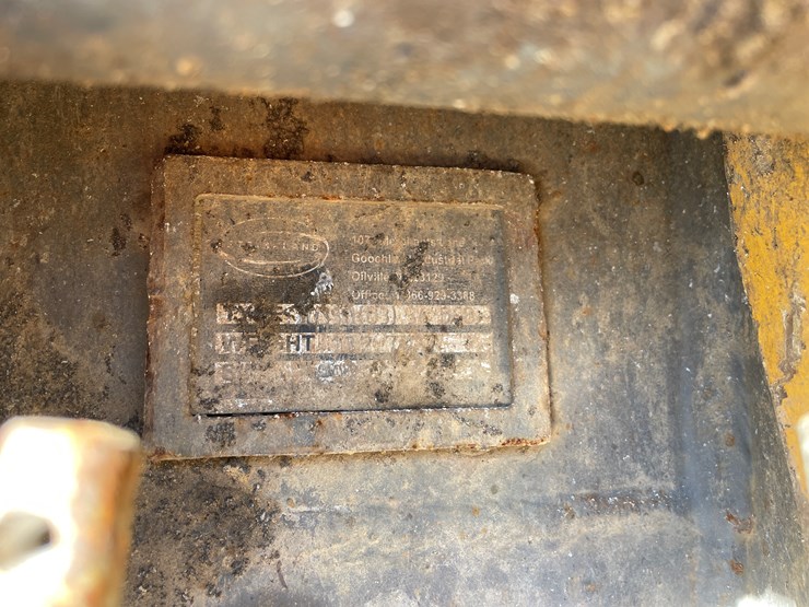 2019-deere-35g-image-14