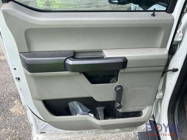 2017-ford-f450-image-23