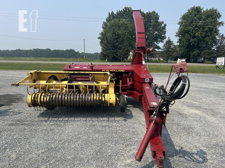 new-holland-900-image-1