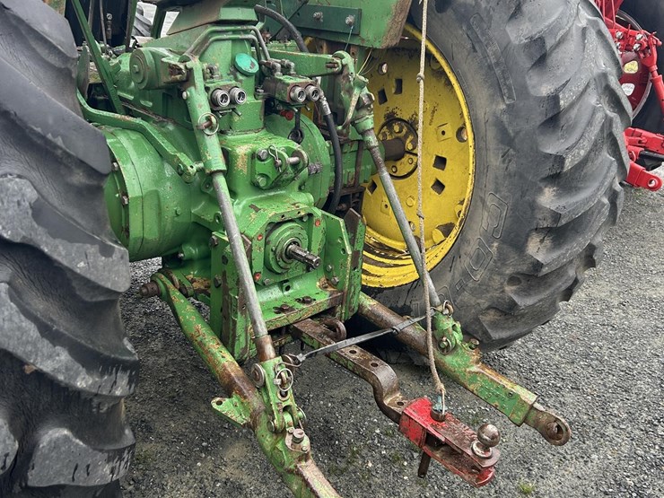 1980-john-deere-2940-image-7