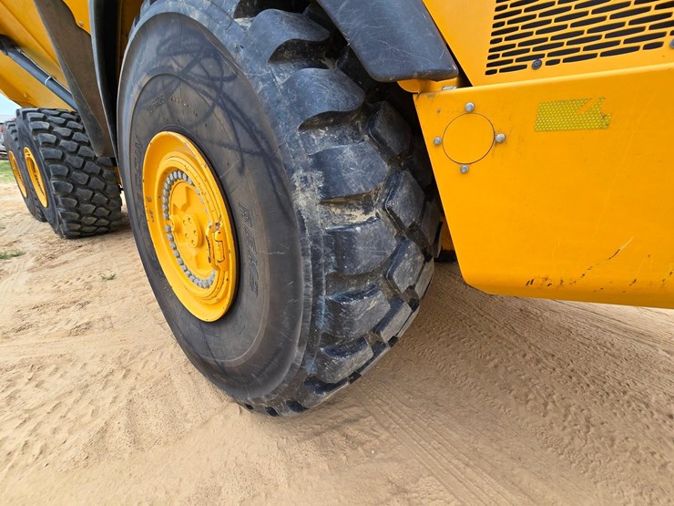 2018-deere-460e-image-68
