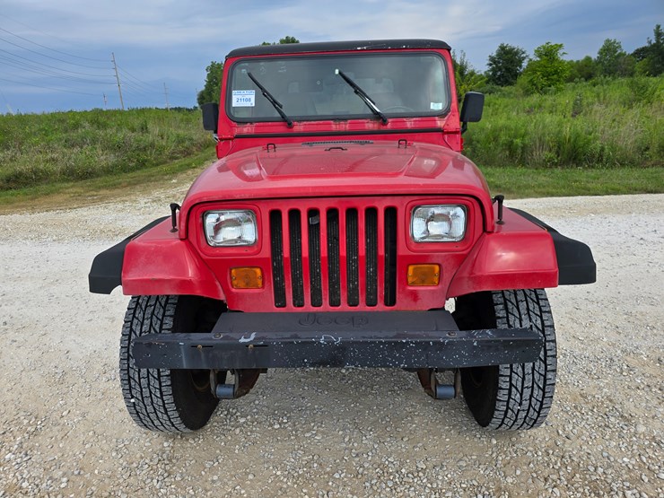 1994-jeep-wrangler-image-40