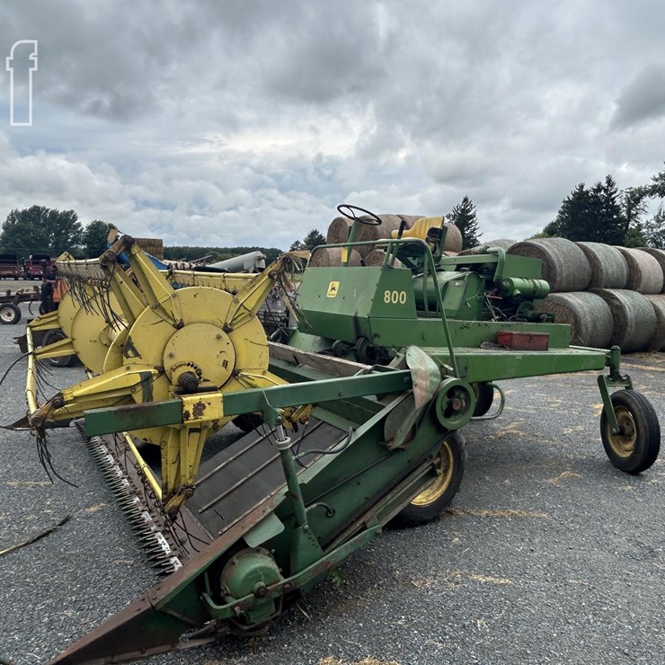 JOHN DEERE 800
