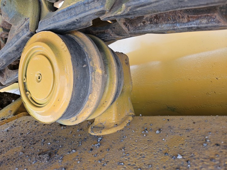 2018-komatsu-d37px-23-image-47
