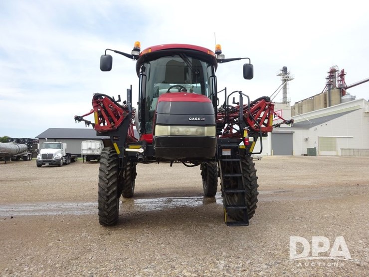 2015-case-ih-patriot-4440-image-6