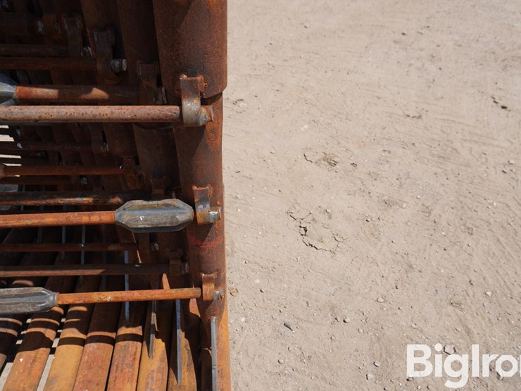 6-bar-16'-variable-rod-standing-fences-image-13