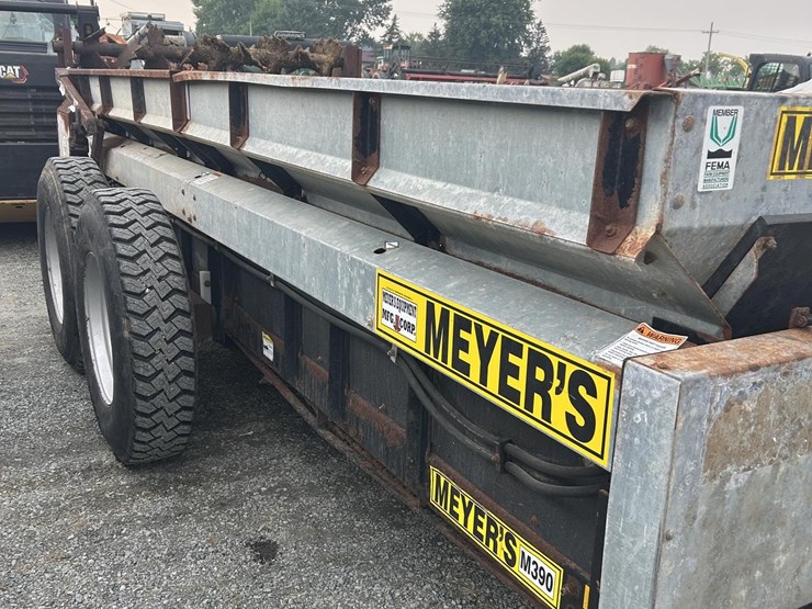 2014-meyers-m390-image-2