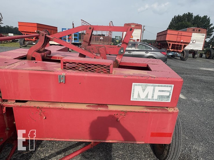massey-ferguson-12-image-11