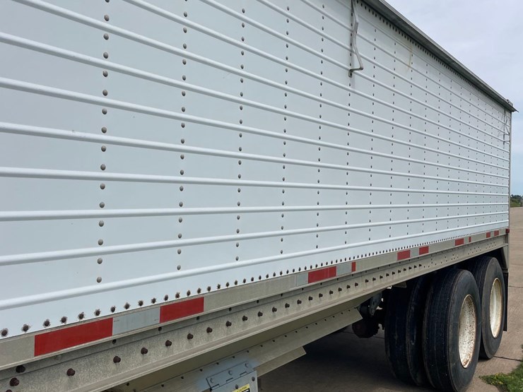 1993-wilson-grain-trailer-image-12
