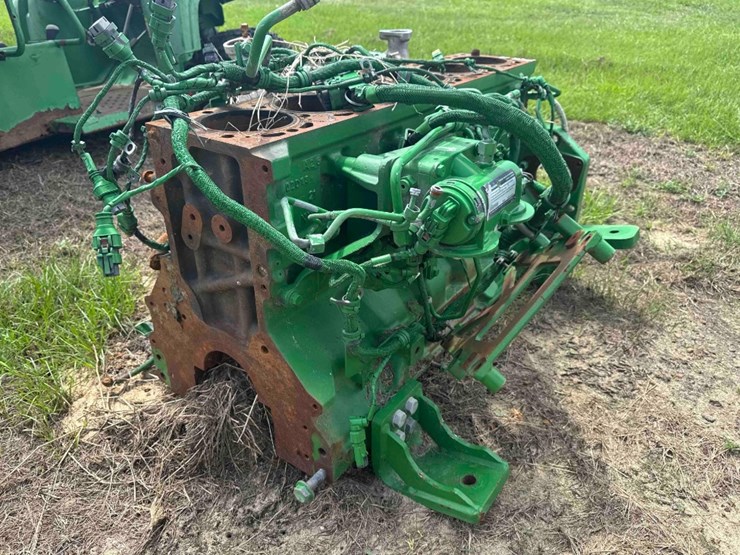 john-deere-6135r-image-5