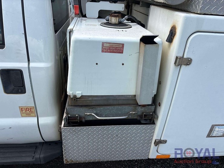 2012-altec-at200a-image-18