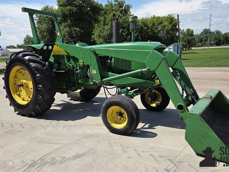 john-deere-4020-image-3