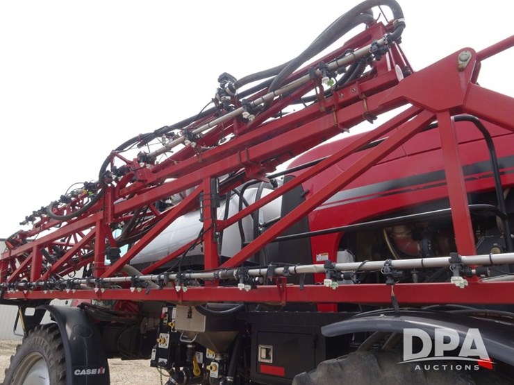 2015-case-ih-patriot-4440-image-73