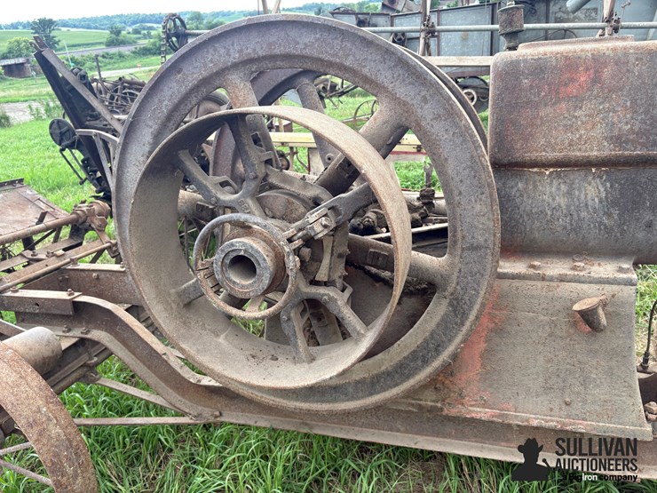 economy-12-hp-hit-&-miss-engine-image-10