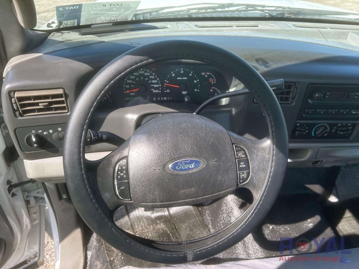 2004-ford-f350-image-11