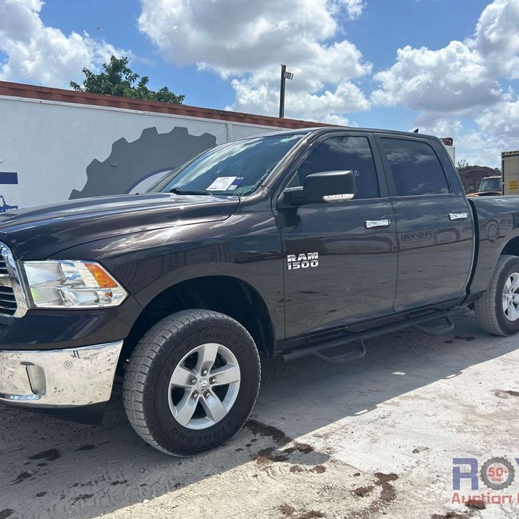 2017 DODGE RAM 1500