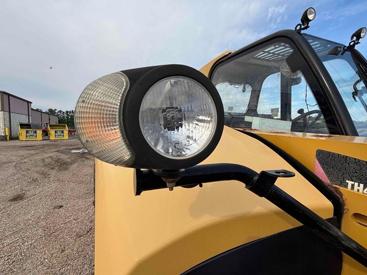 caterpillar-th407c-image-19