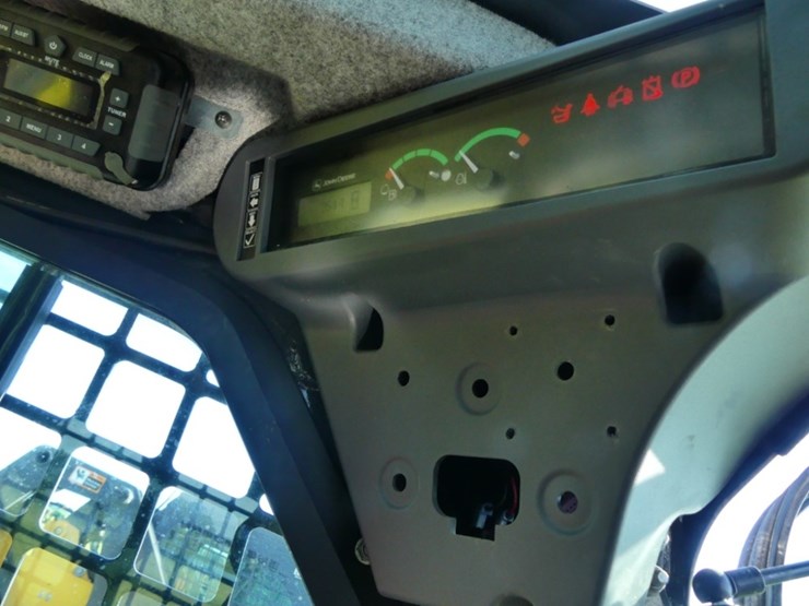 deere-317g-image-17