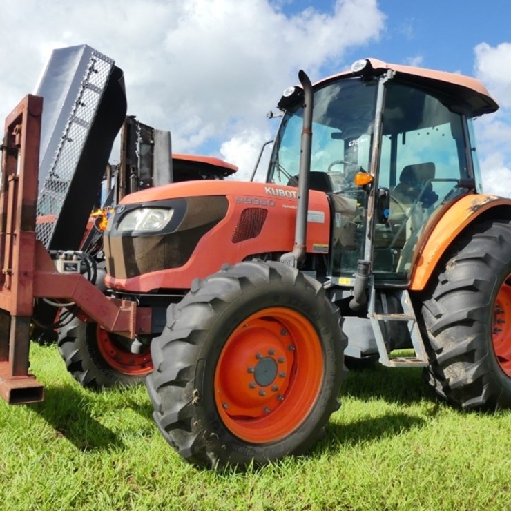 2013 KUBOTA M9960