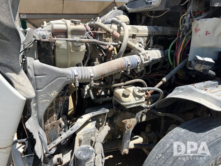 2009-freightliner-truck-(jn2397,-unit-277091)-image-83