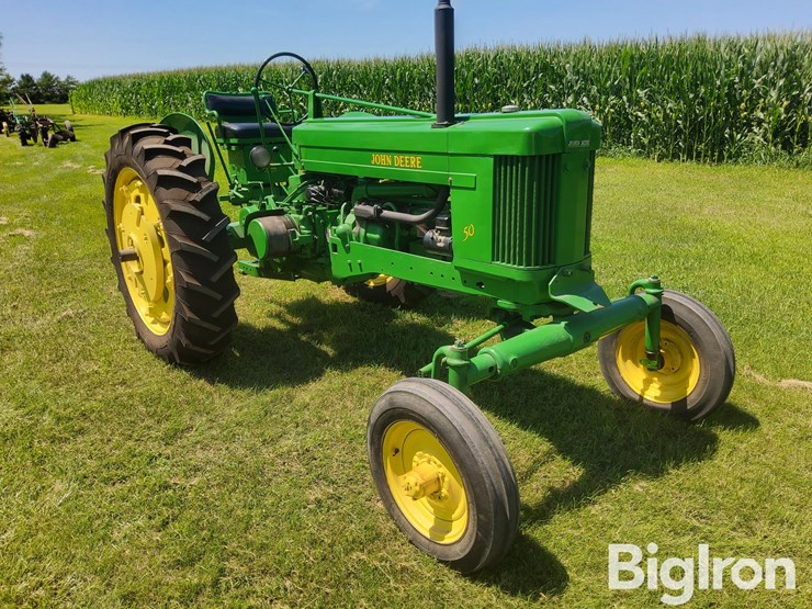 1953-john-deere-50-image-3
