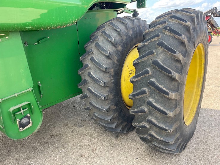 2002-john-deere-9550-image-30