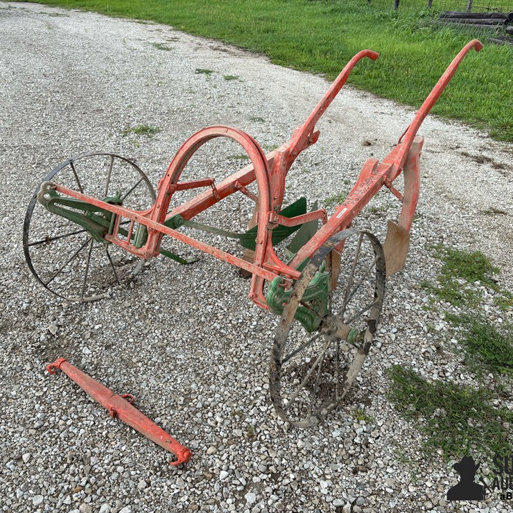 Pattee Plow Co One Row Cultivator
