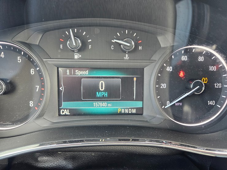 2017-buick-encore-image-36