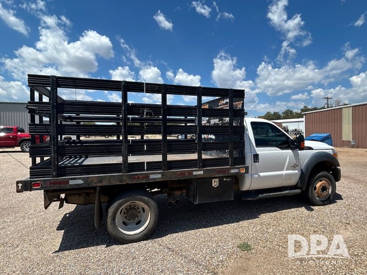 2016-ford-f550-image-3