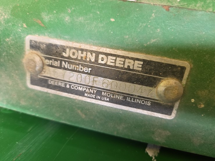 john-deere-7200-image-37