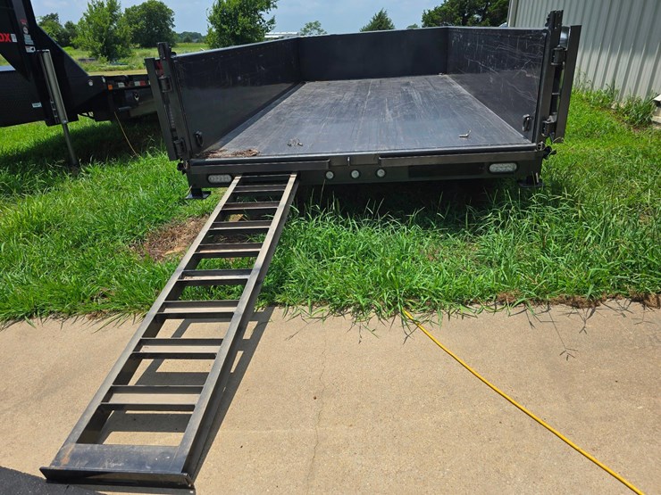2022-axle-dump-trailer-image-9