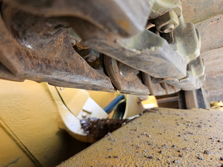2018-komatsu-d37px-23-image-48