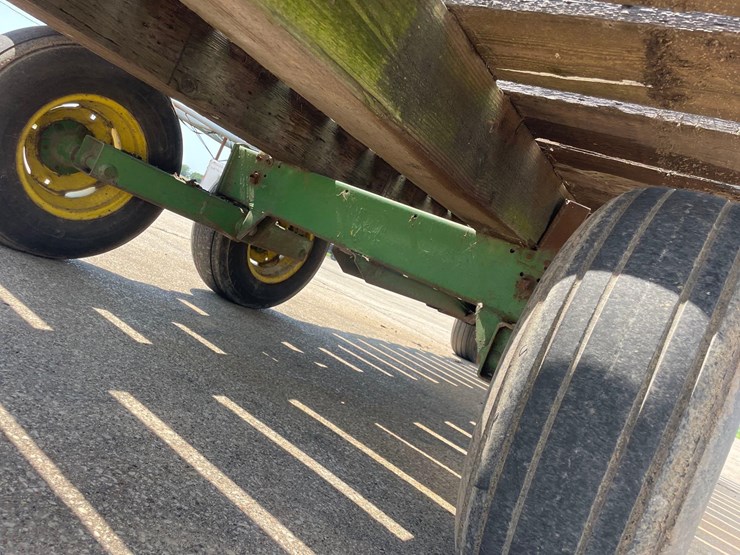 john-deere-6-image-21