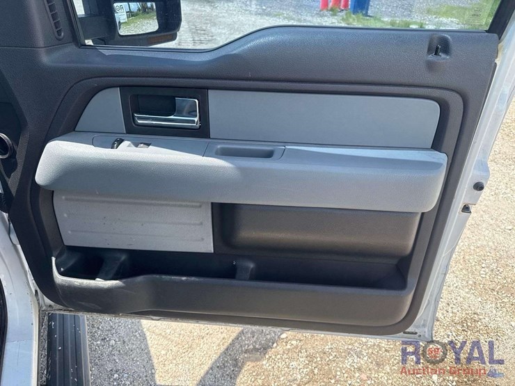2014-ford-f150-xl-image-22