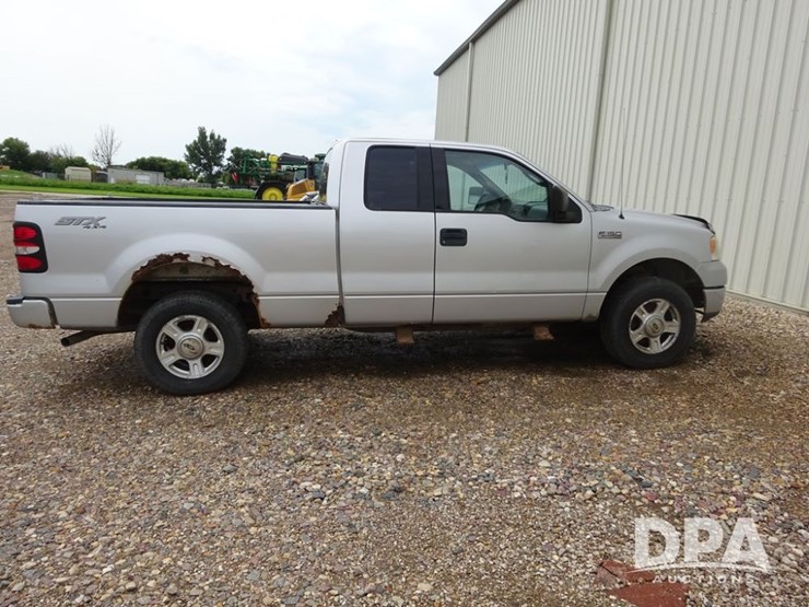2004-ford-f150-image-10