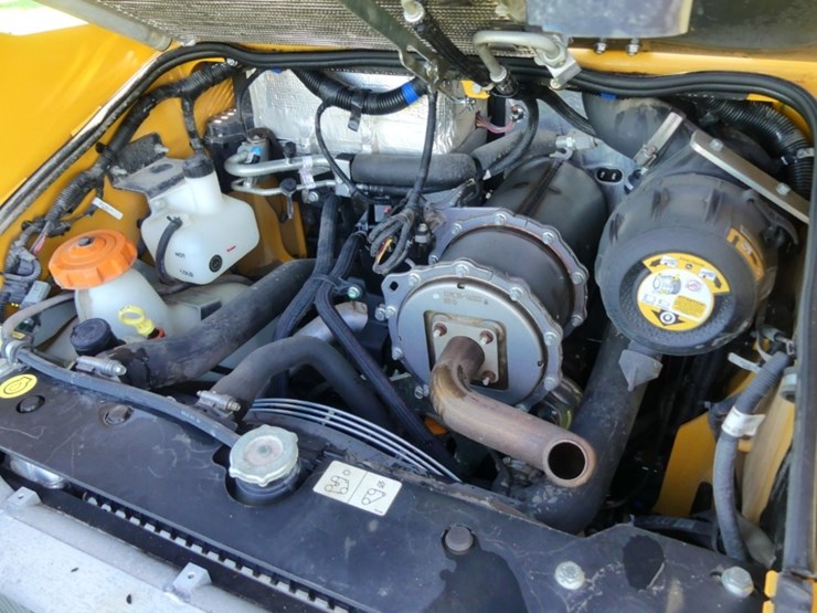 deere-317g-image-9