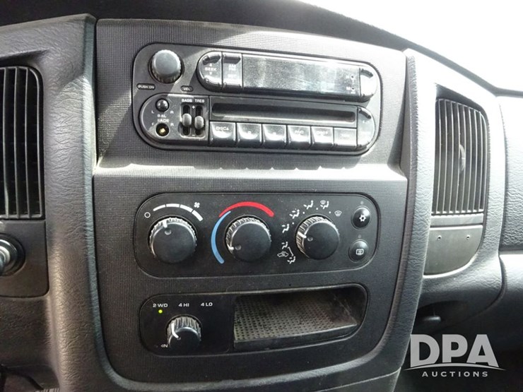 2004-dodge-ram-2500-image-79