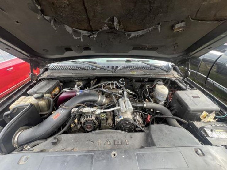 2002-chevrolet-2500-image-13