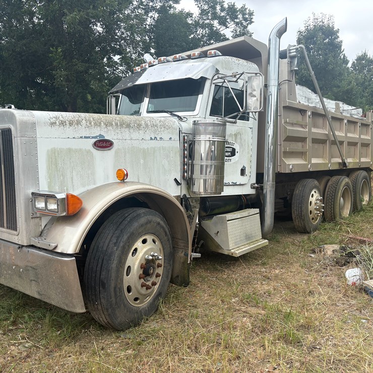 2005 PETERBILT 379
