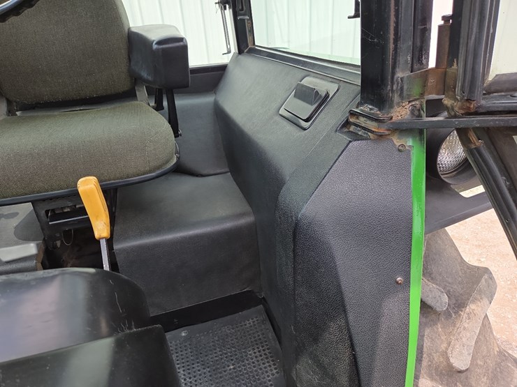 john-deere-4430-image-40