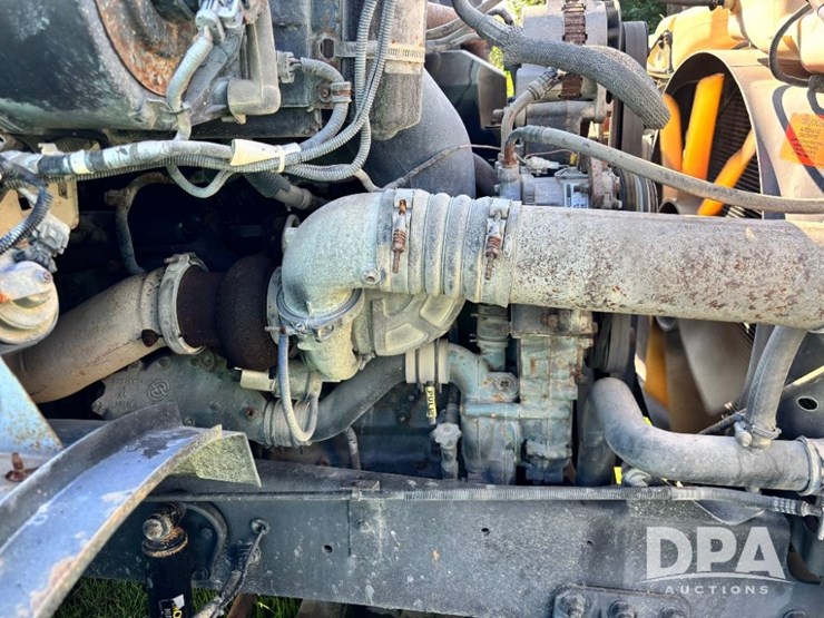 2000-sterling-dry-tender-truck-(gp11245,-unit-123831)-image-71