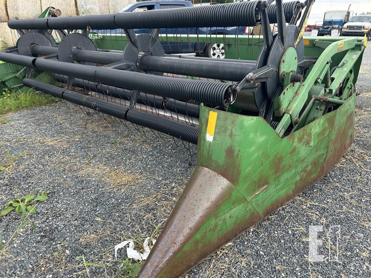 john-deere-16-image-1