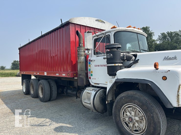 1991-mack-rb688s-image-4