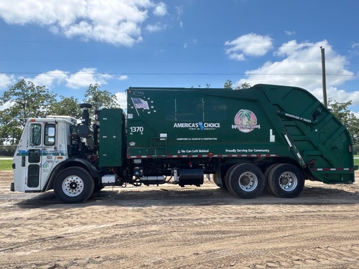 2013-mack-leu633-image-1