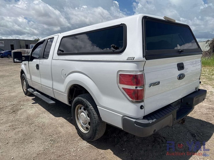 2014-ford-f150-xl-image-4