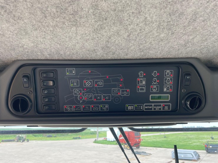2004-challenger-670-image-113