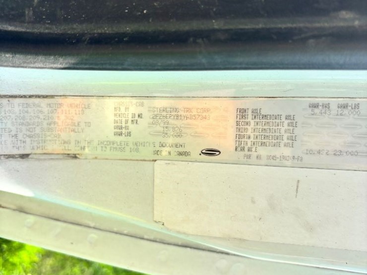 2000-sterling-dry-tender-truck-(gp11245,-unit-123831)-image-99