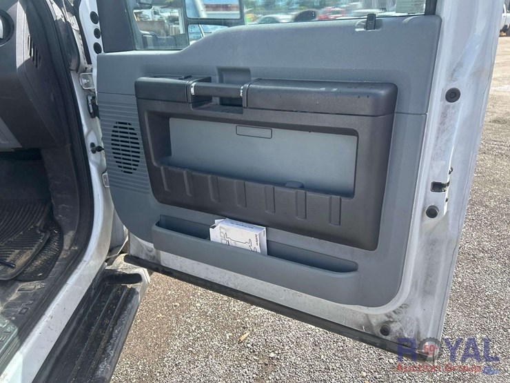 2014-ford-f250-image-27